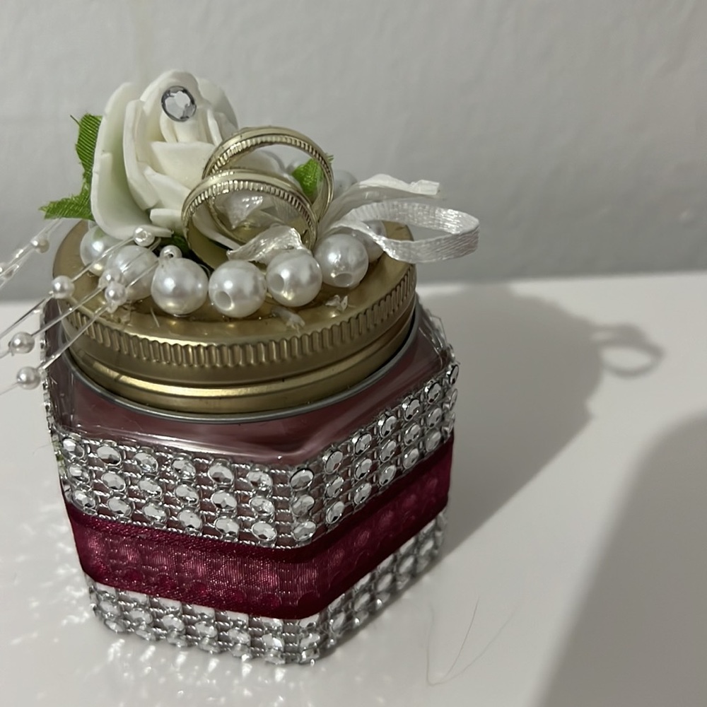 Candle - Picture 2 of 4